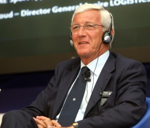 Marcello Lippi fonte: Wikipedia - Doha Stadium Plus Qatar