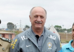 Scolari Autore: Ministério da Defesa (flickr.com)