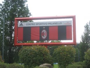 Milan, Milanello di لا توجد دقة أعلى متوفرة Wikipedia