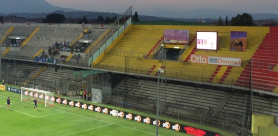 Stadio Vigorito di Benevento di Granata92, Wikipedia