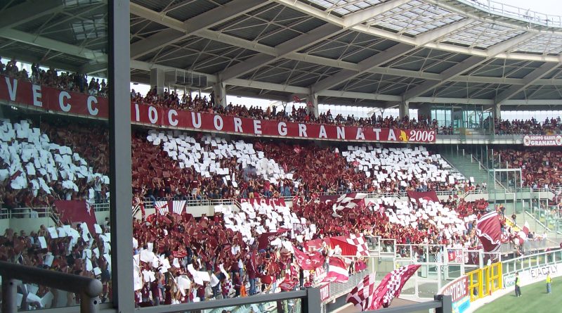 Curva Torino incoraggia Belotti - Fonte: Andrew (Wikipedia)