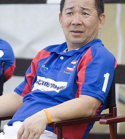 Leicester, Vichai Srivaddhanaprabha (fonte: Billpolo, wikimedia.org)