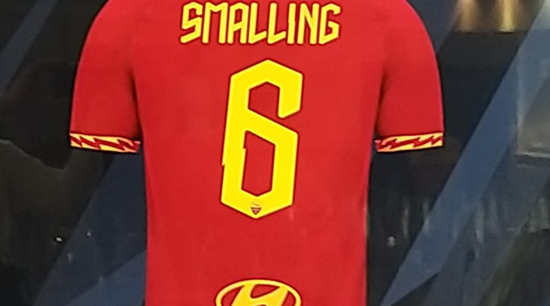 Roma, presentazione di Smalling